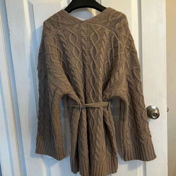 NWT Cest Moi Knitted Sweaters - Picture 2 of 5